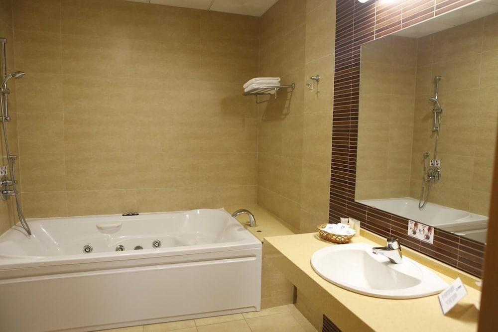 Hotel Adiafa Барбате Экстерьер фото